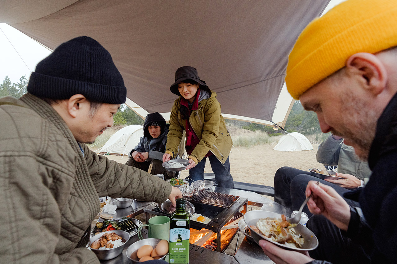 People Cooking and Eating Camping Oregon Dunes North Bend Oregon by Snow Peak USA