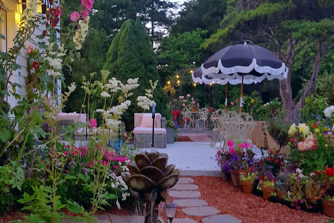 Endicott Gardens Gold Beach Oregon