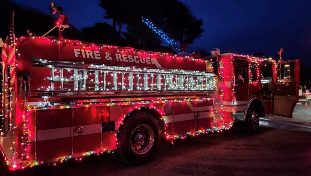 Bandon Holiday Light Parade Fire Truck